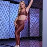 01 legging com cos anatomico e bolso feminino cappucino