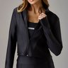 01 jaqueta slim com abertura de dedo feminino preto
