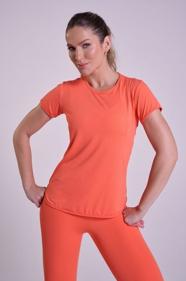 Camiseta T-Shirt Long Fit Feminina Flow Manga Curta Gorethy