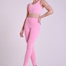 Top Training Feminino Rosa Balerina Gorethy - Vista Frontal Corpo Inteiro com Legging