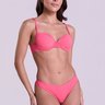 Calcinha Fio Duplo Frente Básica Rosa Pink Lemonade Gorethy - Vista Frontal Corpo Inteiro com Sutiã Meia-Taça